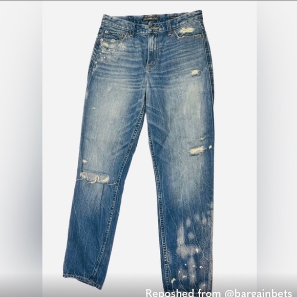 Abercrombie & Fitch Denim - Abercrombie & Fitch NWOT signature collection highrise girlfriend jean size 27 R